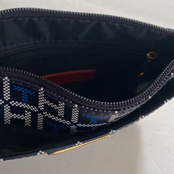 Tommy Hilfiger Women's Navy Blue Logo Printed Large Wristlet Wallet Clutch Bag - Picture 3 of 8